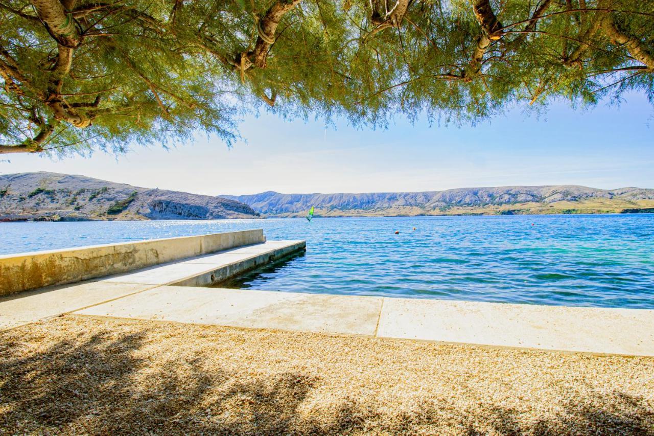 Galapagus Privat Beach & Boat Dock Apartment Metajna Exterior foto
