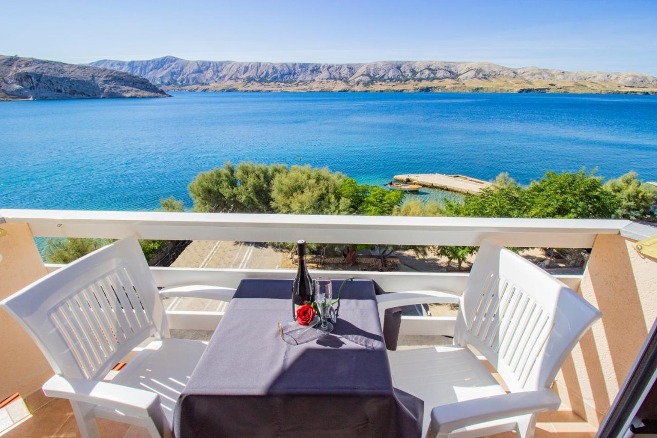 Galapagus Privat Beach & Boat Dock Apartment Metajna Exterior foto