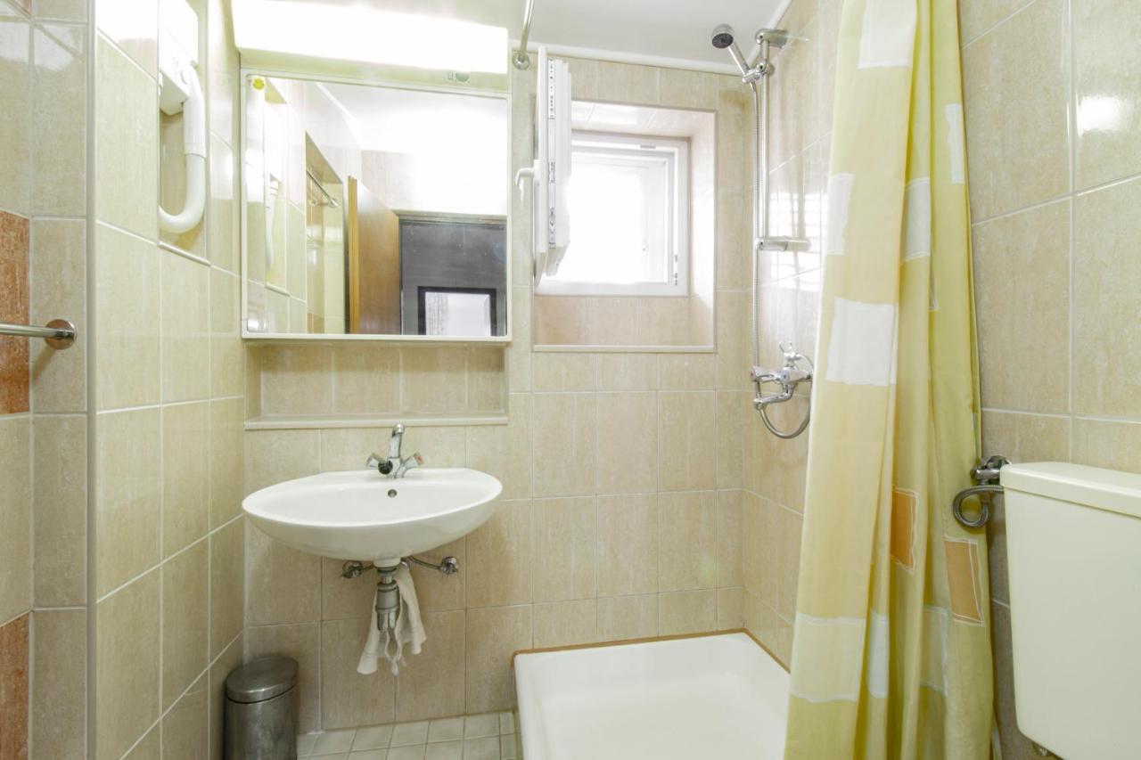 Galapagus Privat Beach & Boat Dock Apartment Metajna Exterior foto